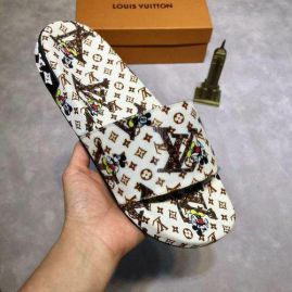 Picture of LV Slippers _SKU584983661922029